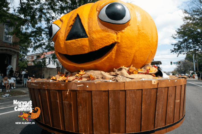 Harvest Homecoming Event - Parade